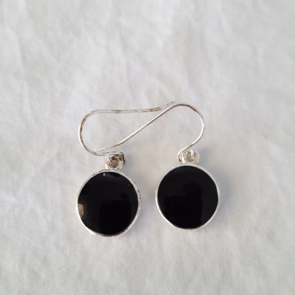 Earrings Round Black - Picture 1 of 5